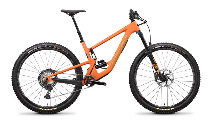 2022 Santa Cruz Hightower XT Carbon C (Matte Melon with Race Face ARC rims)