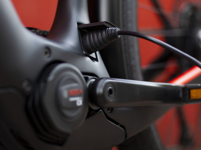 Trek Allant+ 9.9S Stagger charging